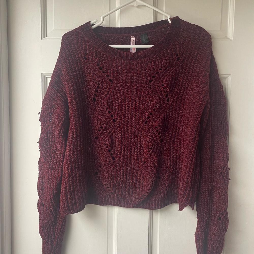 Women's Burgundy Sweater